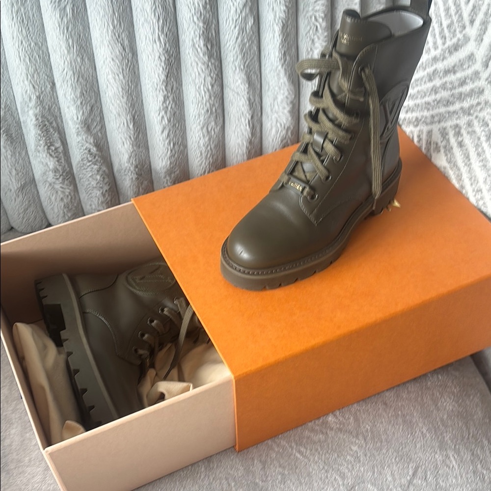 Louis Vuitton Olive Green Boots Size 36 1/2 - Picture 5 of 5